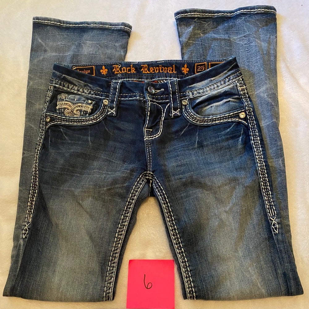 ✨NEW Rock Revival Size 25 Women’s Bootcut Jeans✨